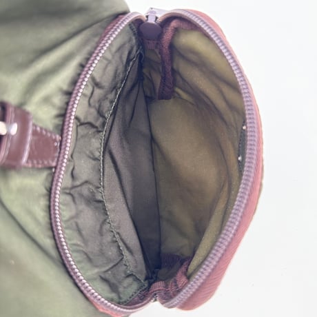 PRADA テスートナイロン ミニリュック カーキグリーン B5827F トライアングルロゴ