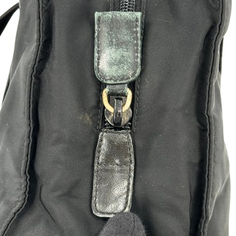PRADA テスート ブラック ショルダーバッグ