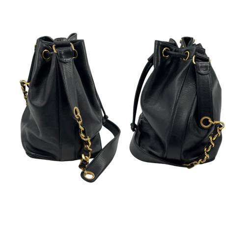 CHANEL　巾着ショルダーバッグ　ブラック