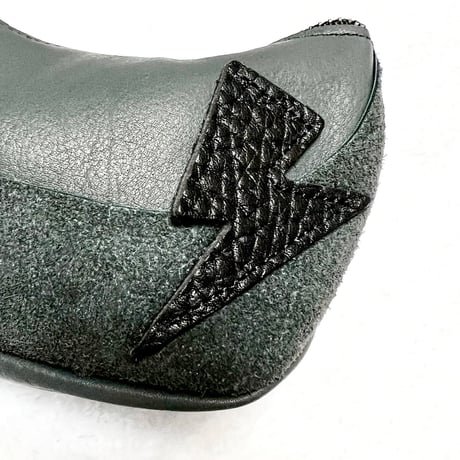 にじまる店長 レザーポーチ