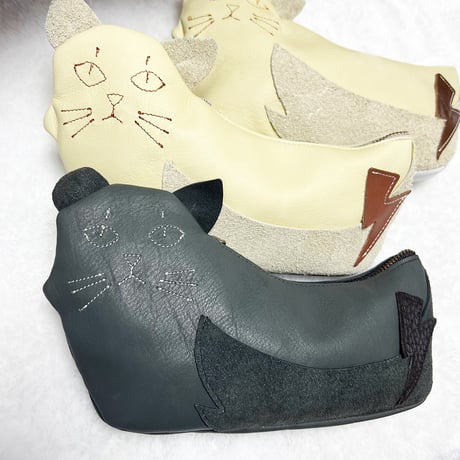 にじまる店長 レザーポーチ