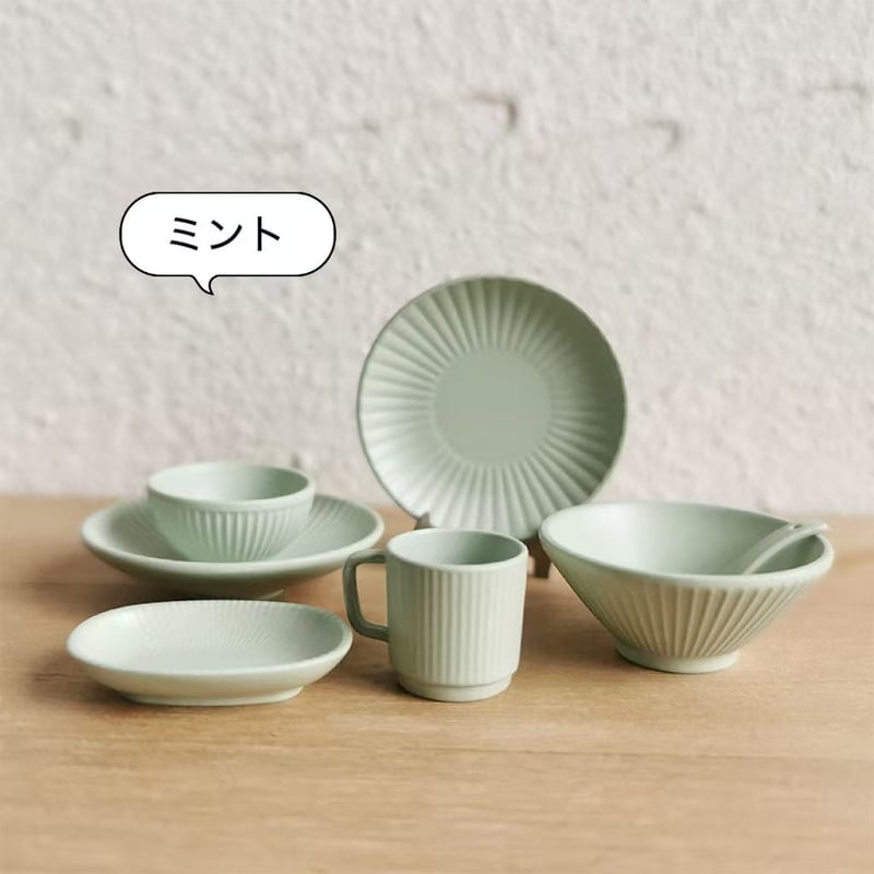 Doll ドールハウス ミニチュア　キッチン　食器 お皿 2207mini2.jpg