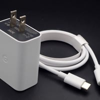 Google Pixel 純正 30W USB-C 充電器 新品 ケーブルも