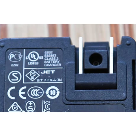 未使用 BC-45W フジフィルム 純正 充電器 NP-45A NP-45S