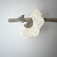 waffle flower bib
