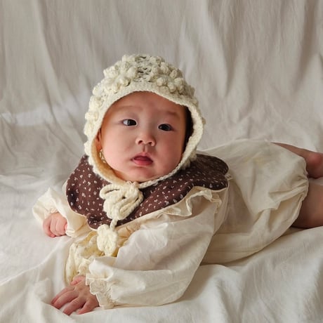leaf bib