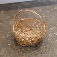 セキネさんの手付カゴ(中)
