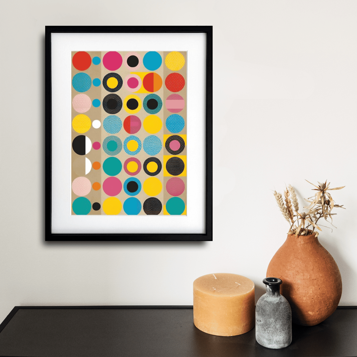 抽象画　青とカラフルなドット fit=scale-down,w=1200