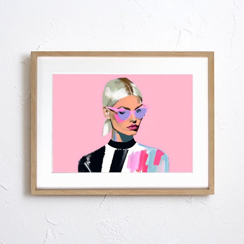 鮮やかな色彩で非凡な美を表現する抽象アート。A4〜A2額縁付き