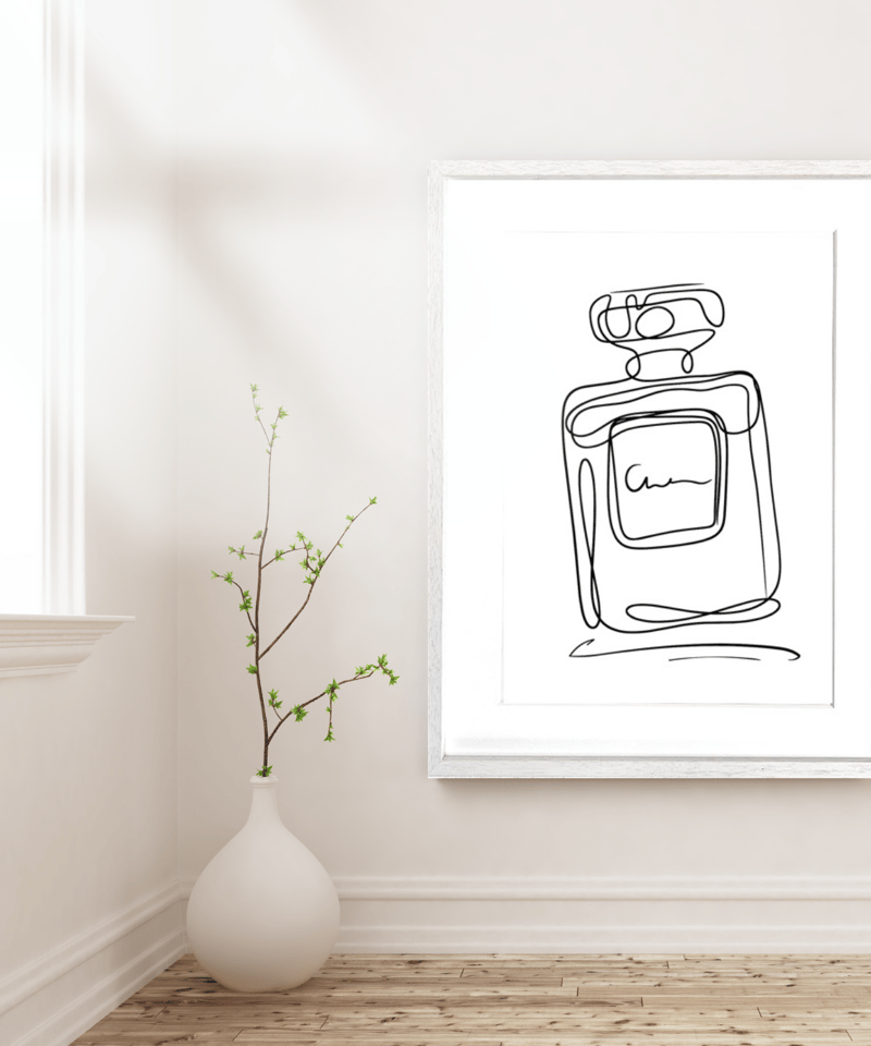 EAU DE PARFUM N°5｜香りの余韻を描いたミニマルパフュームアート