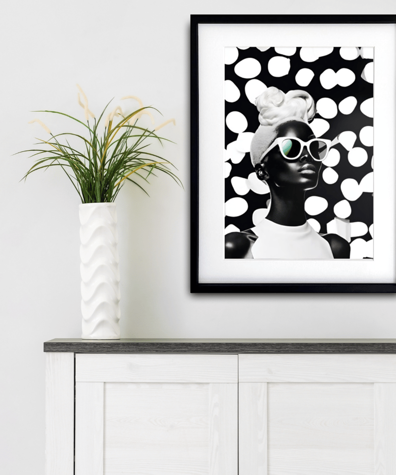 Fresh Cream Woman｜生クリーム×女性のモノクロポップアートポスター