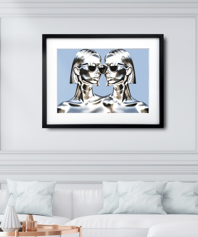 Iron Woman - Twinz｜メタリックな女性像を描いたスタイリッシュアート