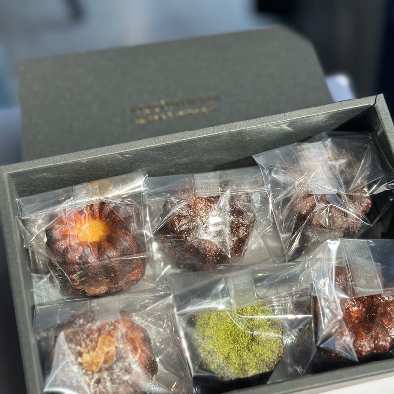 カヌレ様 材料サンプル Amazon.co.jp: 食品サンプル カヌレ（丸） 1個 販促 インテリア