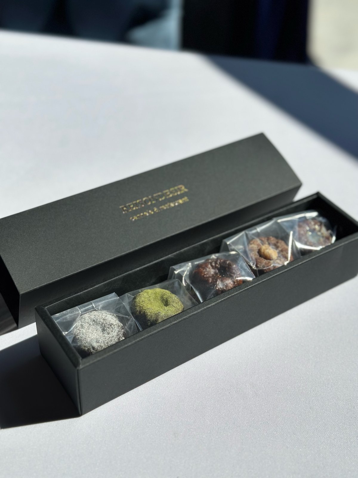 プレミアムカヌレ(小5個set) | カヌレ専門店 レゾンデジール