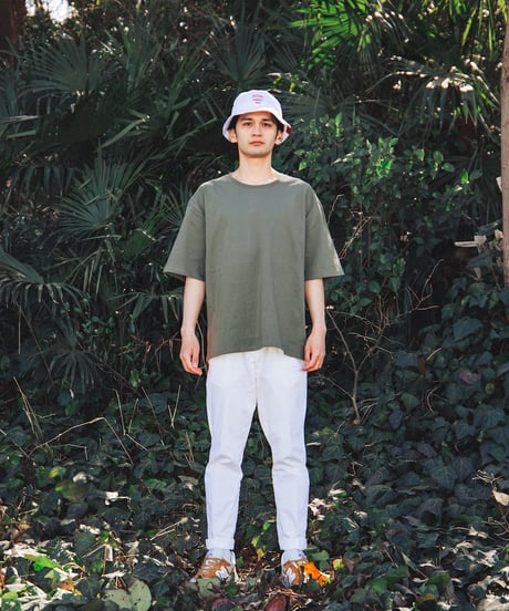 AINU TEE