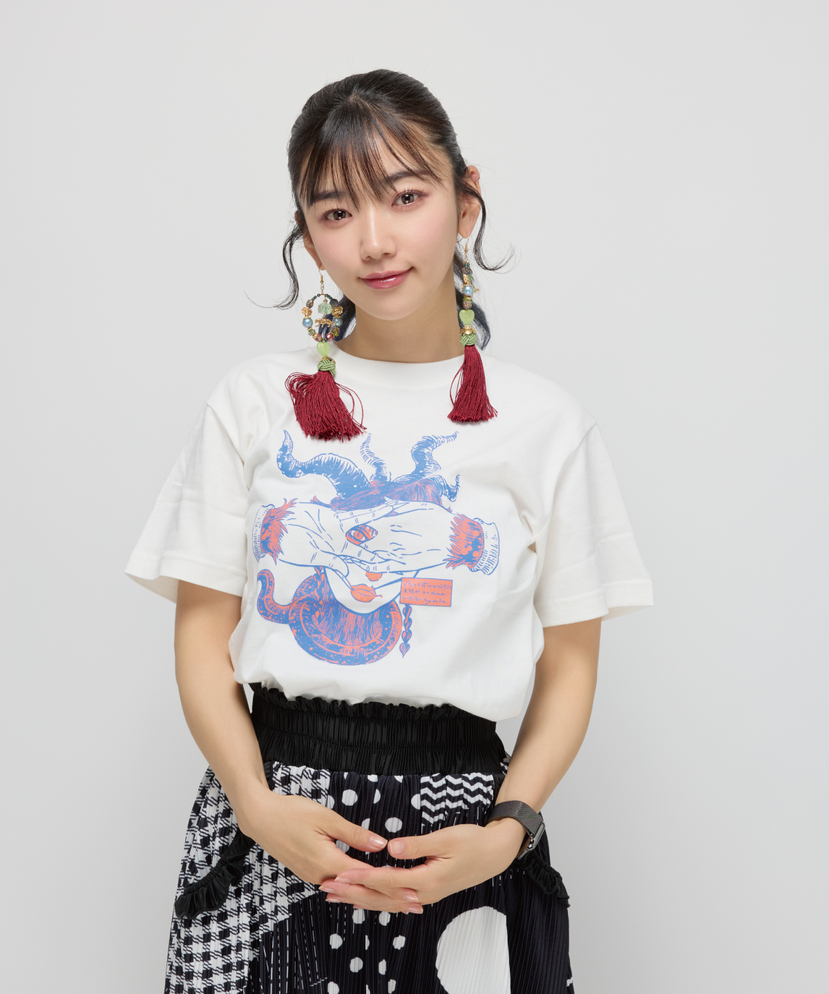 狐の窓 Tシャツ（バニラ） | HATSUNEX MINI