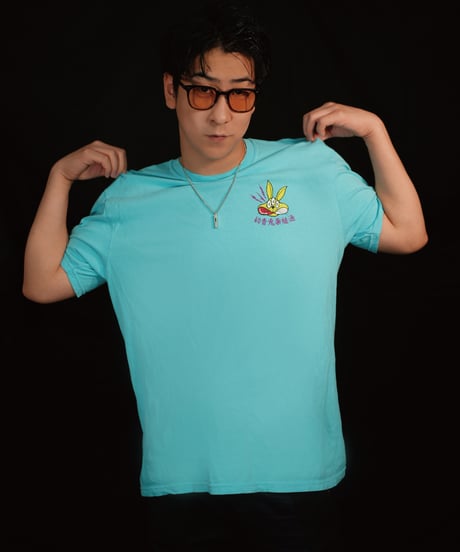 【初音兎薬魅邇】Crush your evil passions Tシャツ【Back】（ノースブルー）