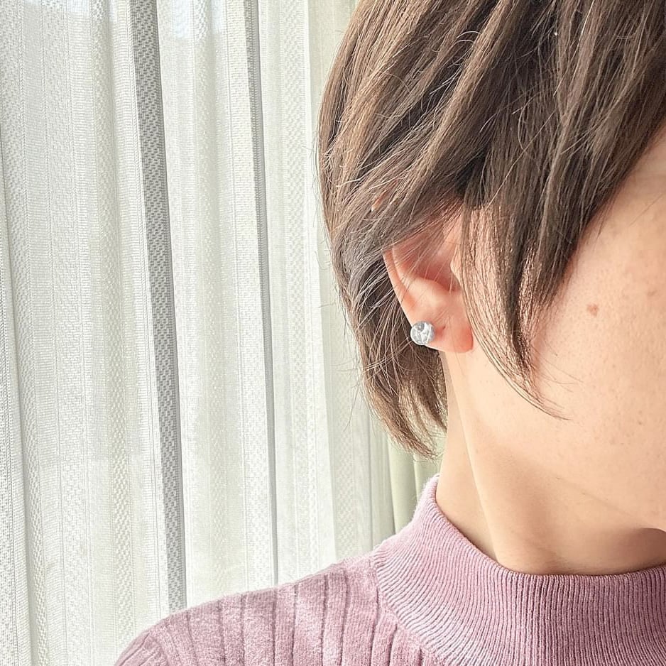 1点作品☆ ストロベリークォーツピアス　イヤリングに変更可能☺︎ ストロベリークォーツの1粒ピアス イヤリングに変更可能 | oyuki