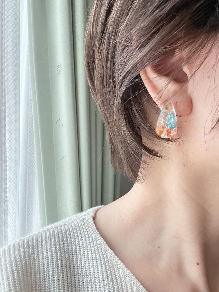 フローライトしずく型イヤリング＆ピアス レジン天然石ピアス レジン 