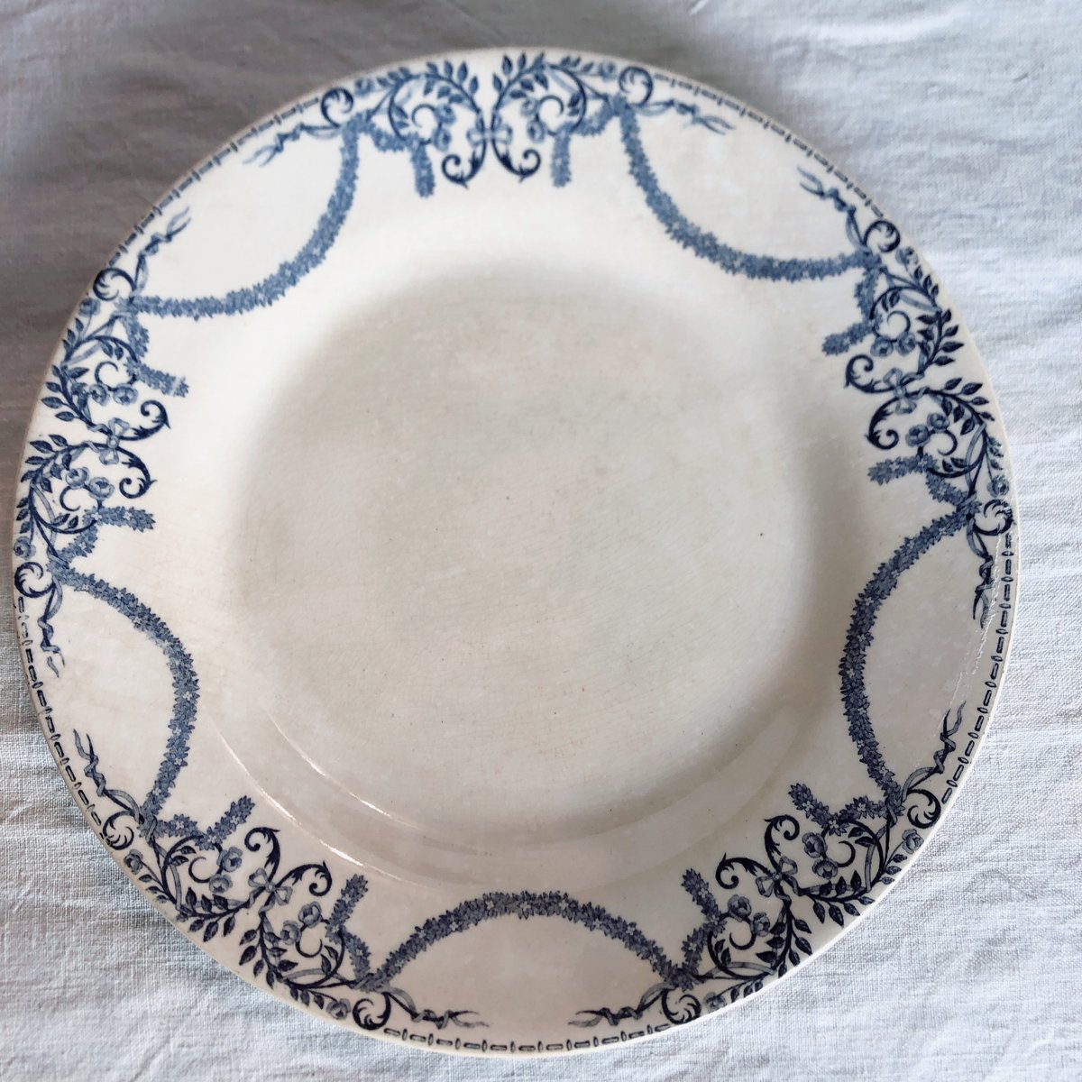 クレイユモントロー 『ナポレオン』デザートプレート 平皿 F フランス