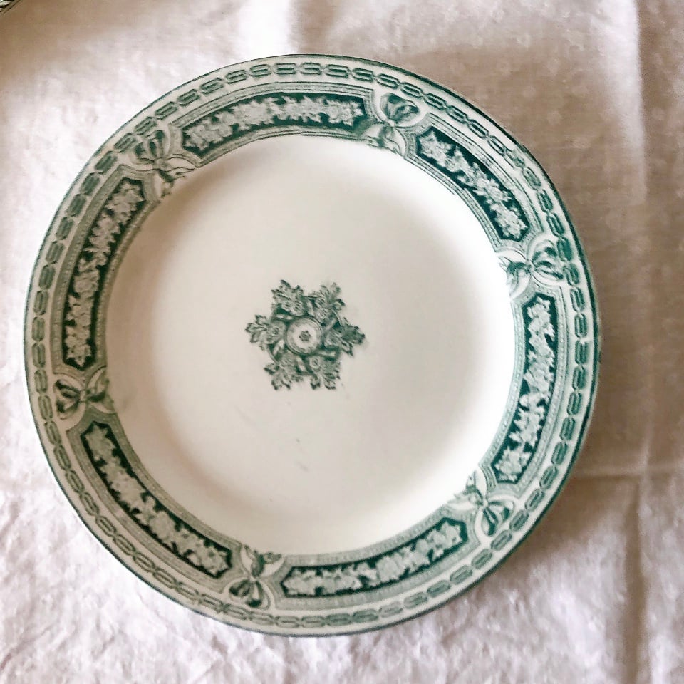 ヴィエイヤールボルドー　カマイユ ディナープレート　E フランスアンティーク食器 ヴィエイヤールボルドー ルアン ディナープレート グリーン F