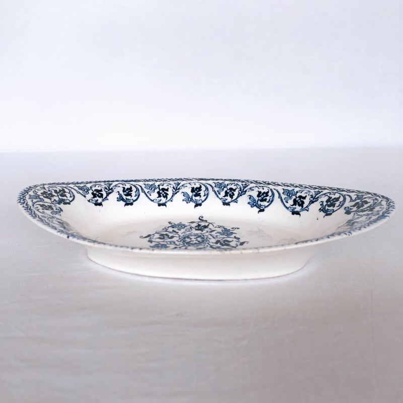 ショワジー・ル・ロワ 『BRIENNE』 ラヴィエ  フランスアンティーク食器 ショワジー・ル・ロワ 『BRIENNE』 ラヴィエ フランスアンティーク食器