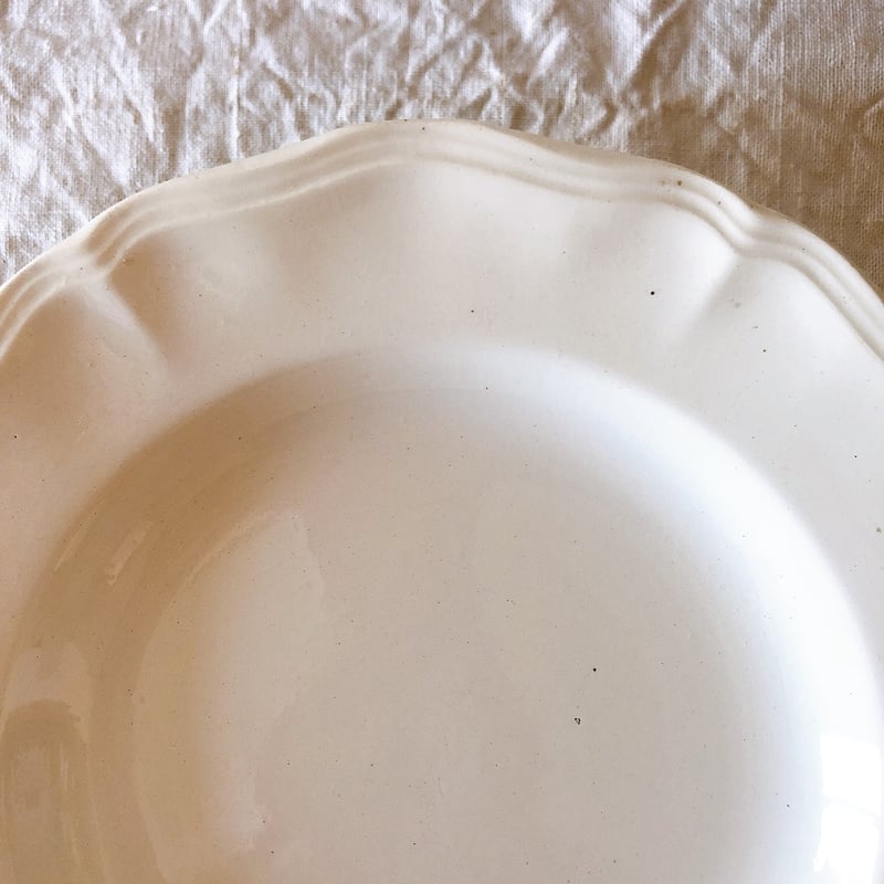 フランス ディゴワンサルグミンヌ 花リムスーププレート L フランス