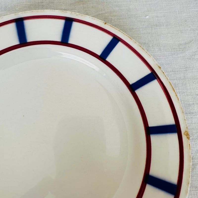 ディゴワンサルグミンヌ バスク柄デザートプレート 413 フランス