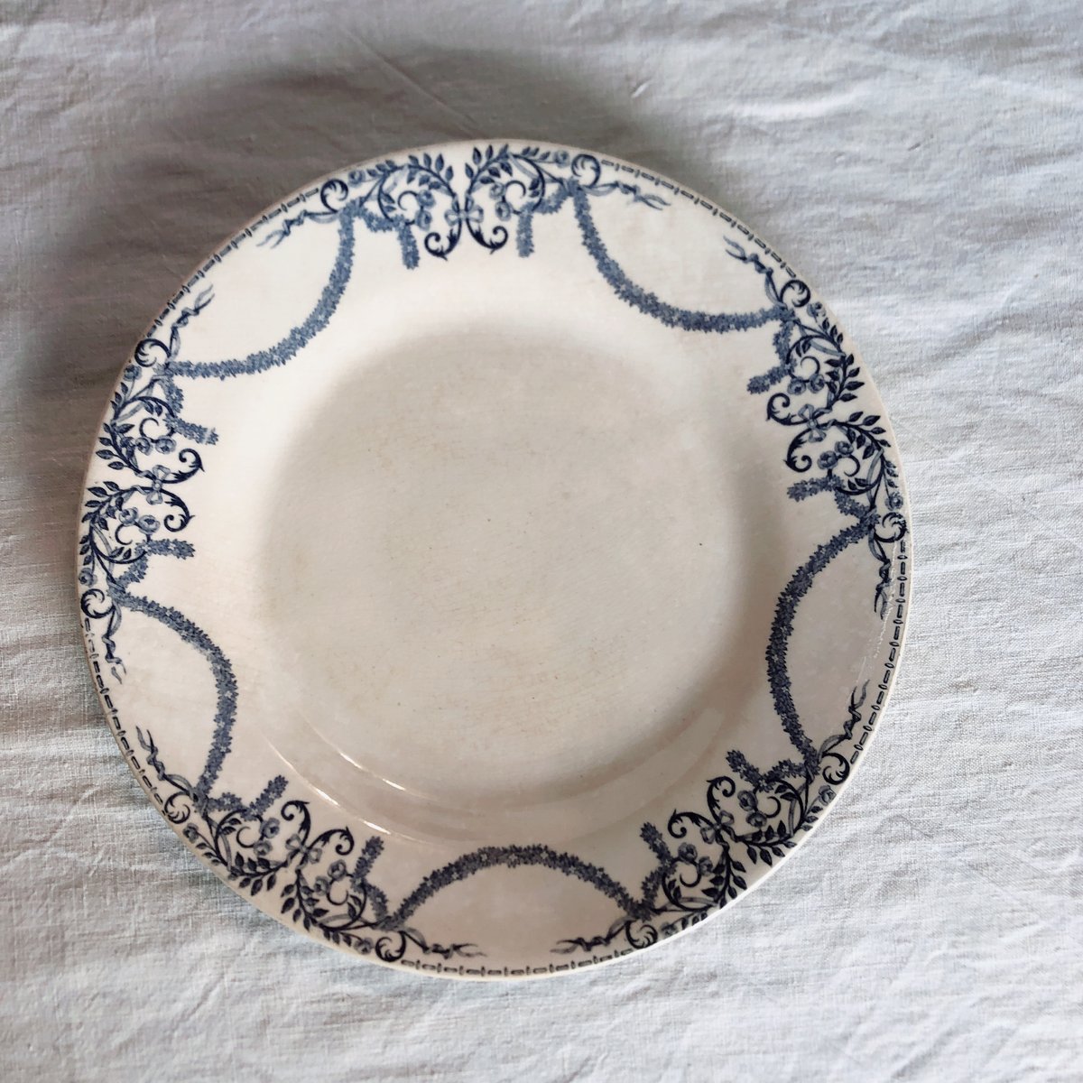 クレイユモントロー 『ナポレオン』デザートプレート 平皿 F フランス