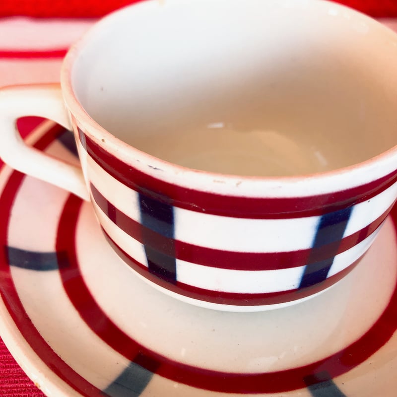 バドンヴィレー バスク柄カップアンドソーサー A フランスアンティーク