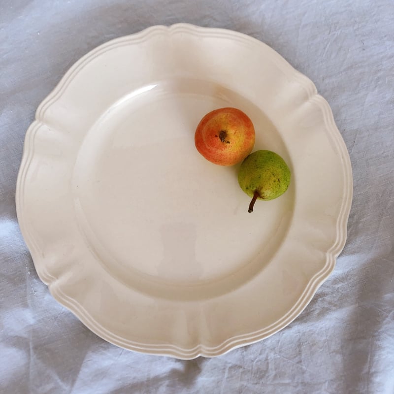 蚤の市購入】ディゴワン 大皿 サルグミンヌ フリルプレート