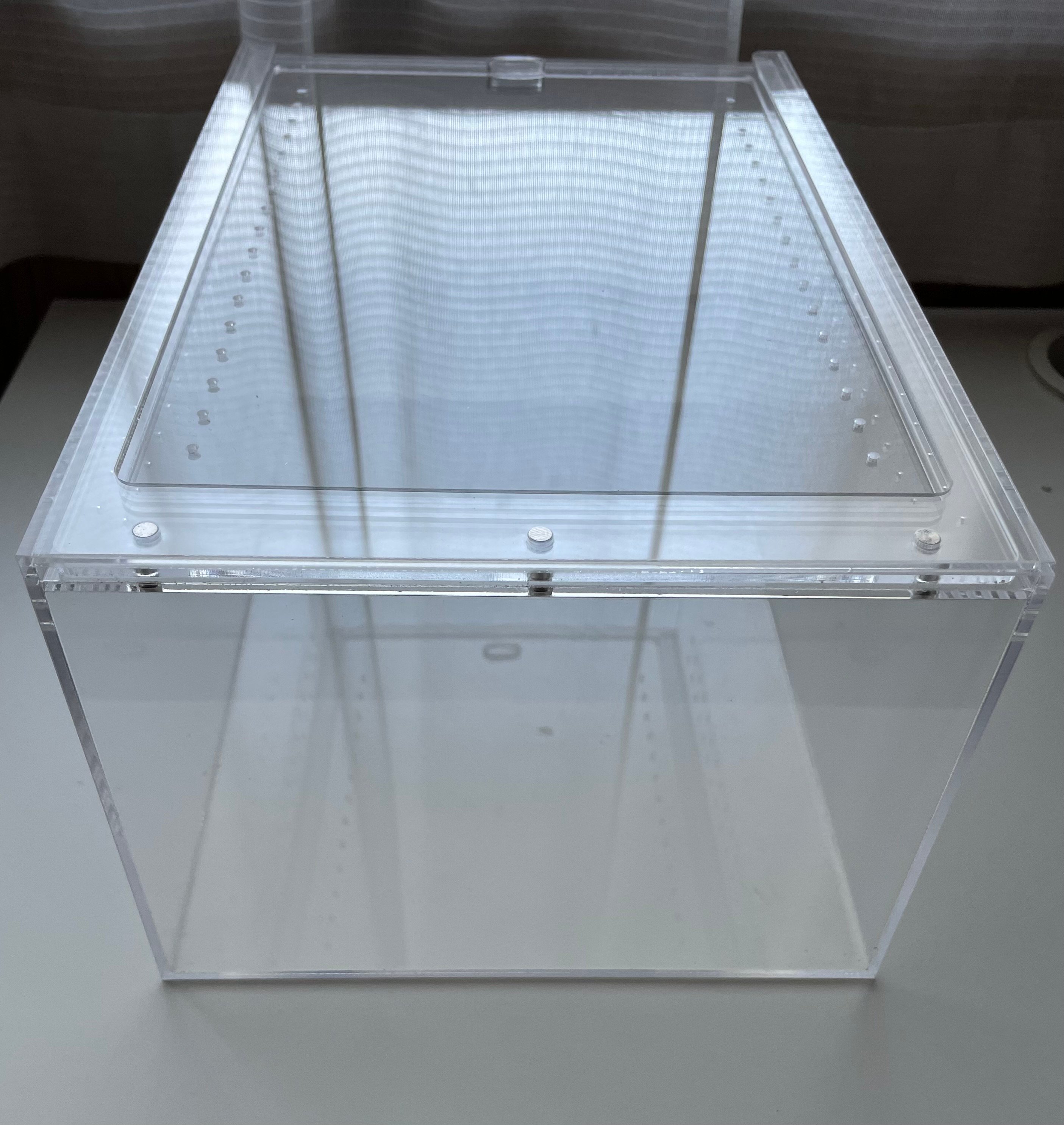 アクリル製ケージ 390mm高 通気口付き original