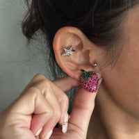 いちご ピアス K14(片耳)