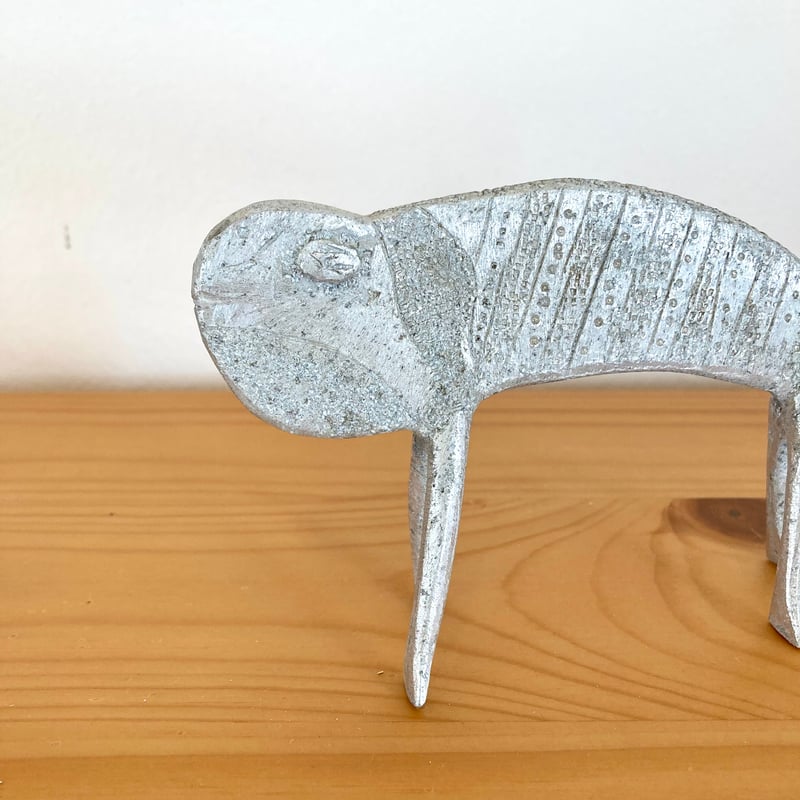 トーゴ カメレオンの人形 アルミ トーゴ カメレオンの人形 | からす舎