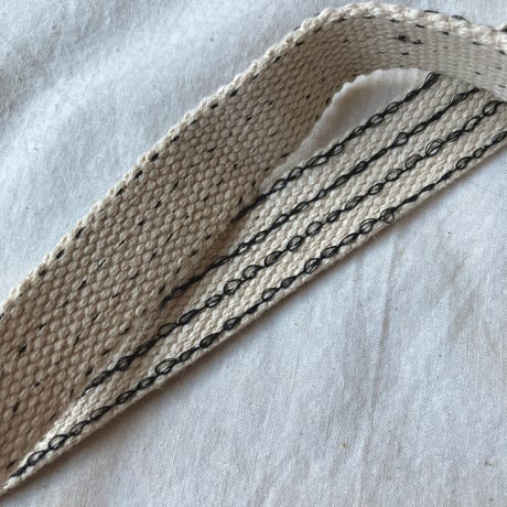 インド カンタ刺繍のラウンドショルダーバッグ
