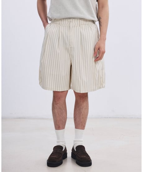 Clean Stripe Easy Short Pants