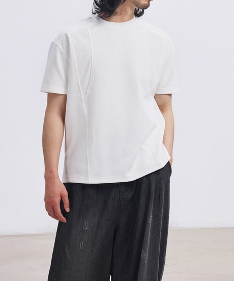 Stitch Design Fitted T-Shirt  / 2color