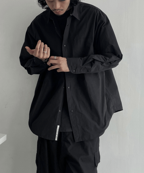 【在庫限り】 Minimal Tech Oversized Utility Shirt