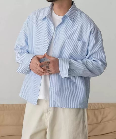Wide-Silhouette Blue Striped Shirt
