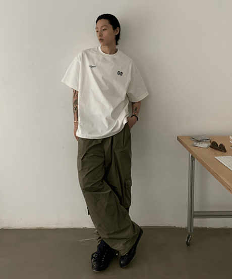 UPWARD WALK Oversized Graphic T-Shirt / 2COLORS