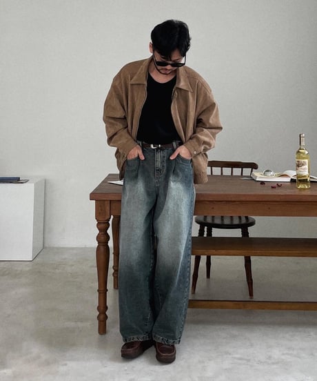 Retro Wide-Leg Jeans