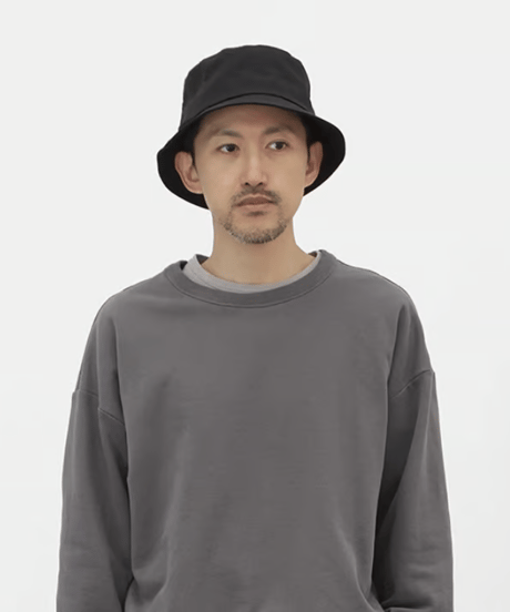 SHORT BRIM BUCKET HAT / 2COLORS