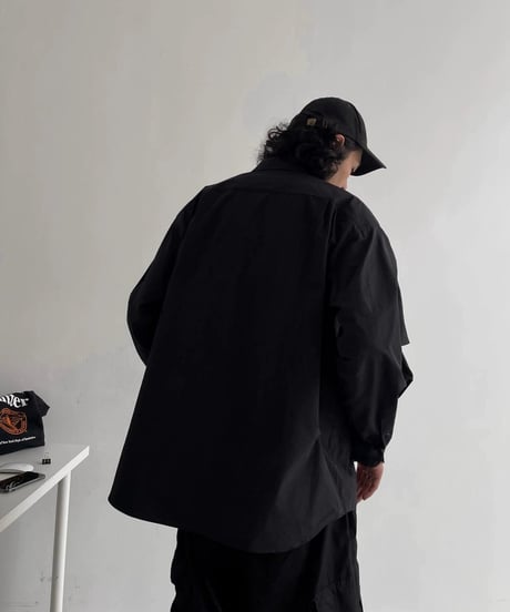【在庫限り】 Minimal Tech Oversized Utility Shirt