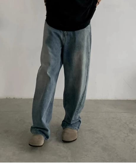 Vintage Wide-Leg Jeans