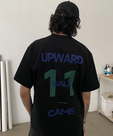 UPWARD WALK Oversized Graphic T-Shirt / 2COLORS