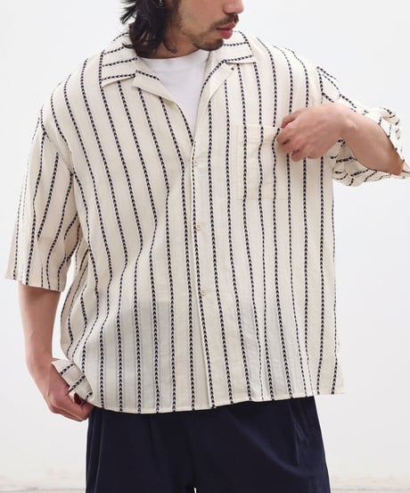 Arrow Stripe Open Collar Wide Shirt