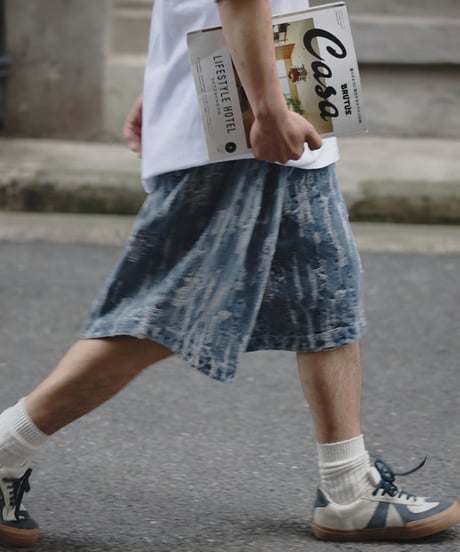 WIDE LOOSE CRUSH SHORTS / 2COLORS