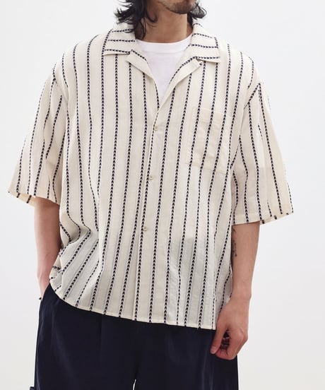 Arrow Stripe Open Collar Wide Shirt