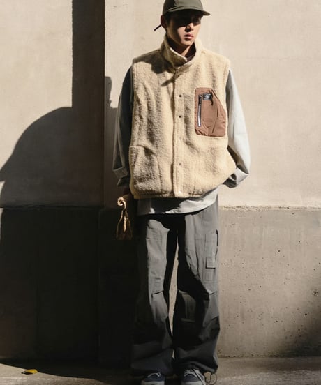 REVERSIBLE FLEECE VEST / 2COLORS