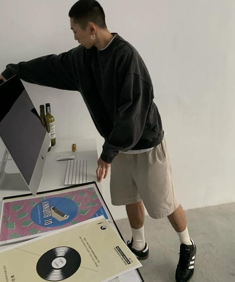 Retro Boxy Sweatshirt
